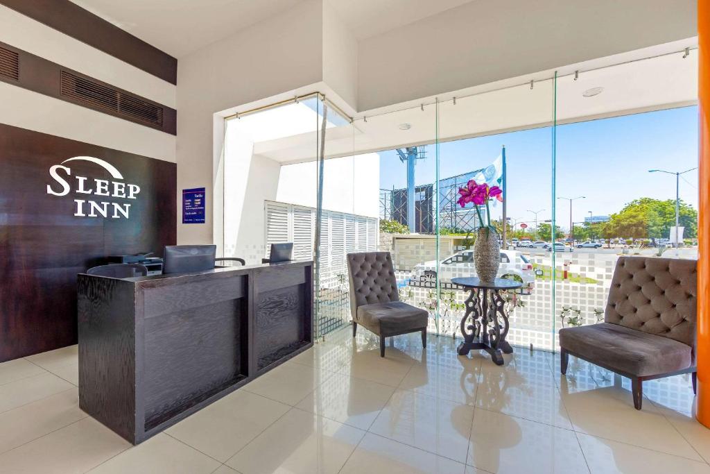 Posezení v ubytování Sleep Inn Culiacan