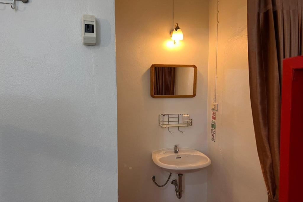 Phuket Old Town Hostel - 家庭间 - 带私人浴室