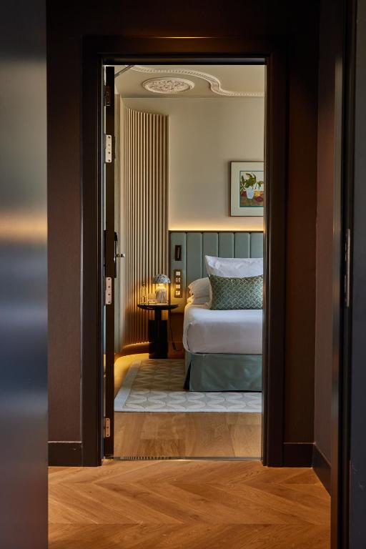 Grand Hotel Central, Small Luxury Hotels - 