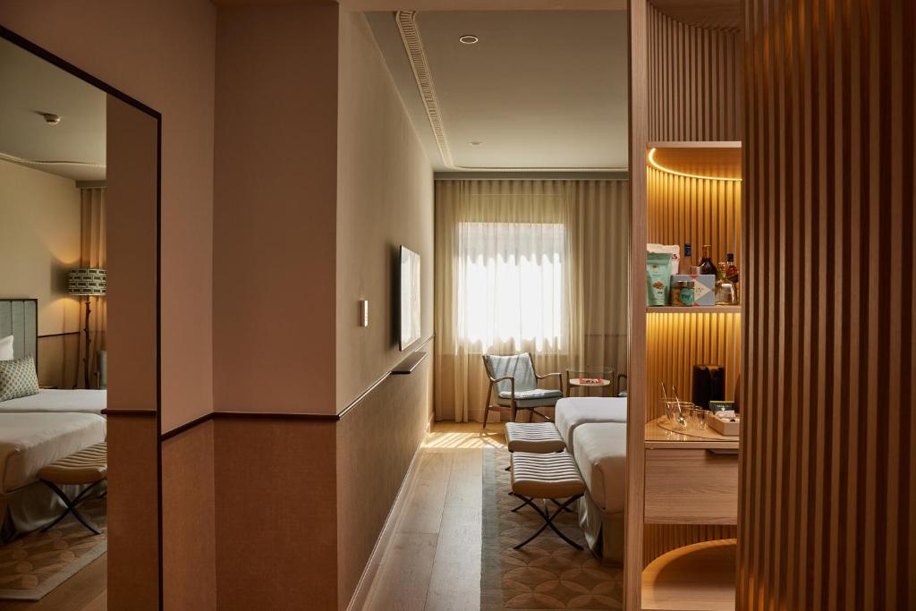 Grand Hotel Central, Small Luxury Hotels - Superior Twin Room