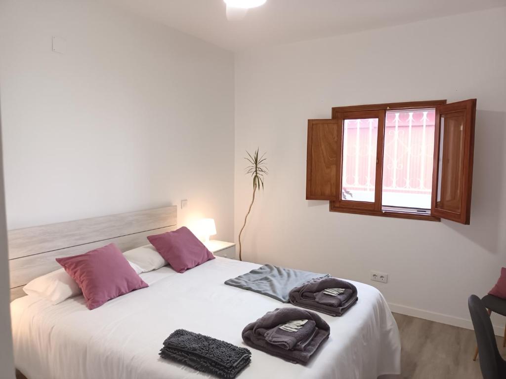 Vivelorural Buena Vista House, El Madroñal - Casa De Tres Dormitorios