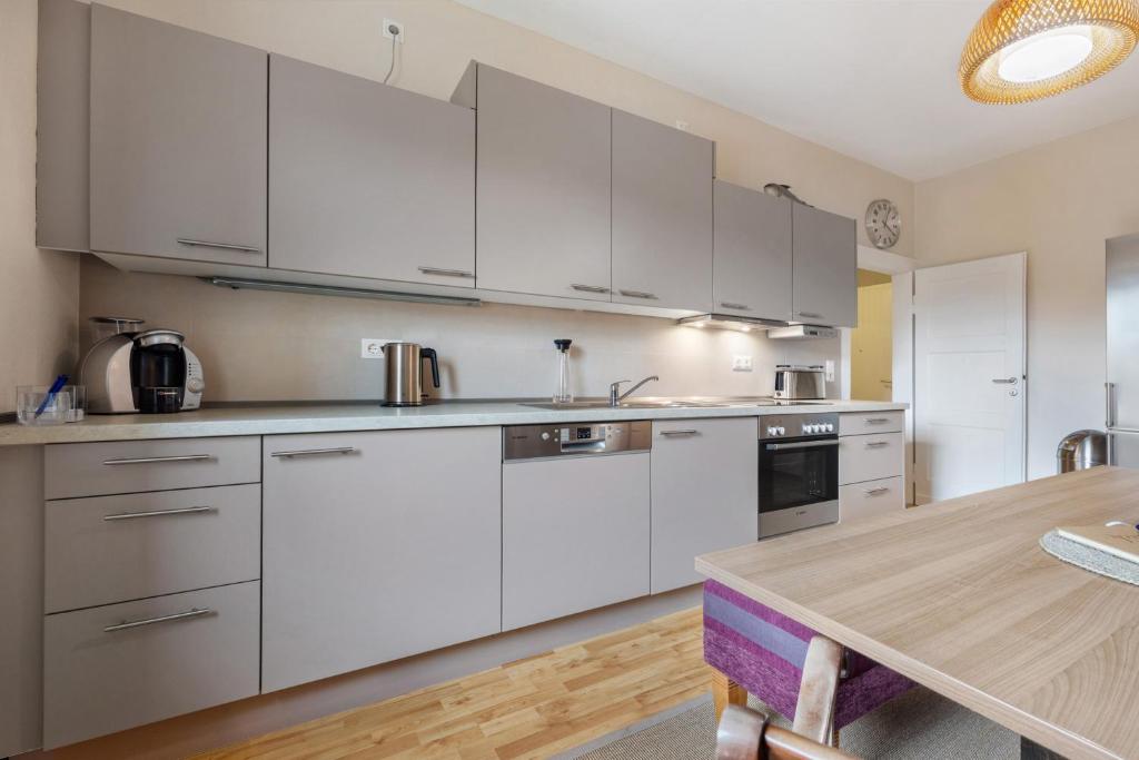 Kuchyň nebo kuchyňský kout v ubytování Wohnung Hildesheim