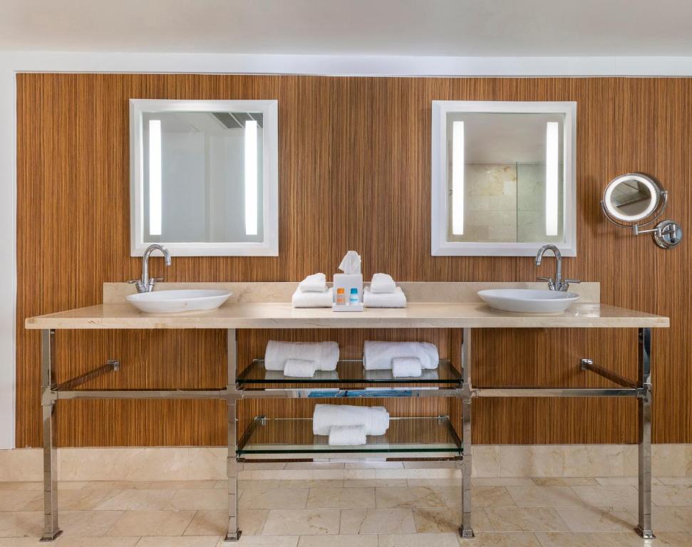 Riviera Resort Palm Springs - Salle De Roi Premium