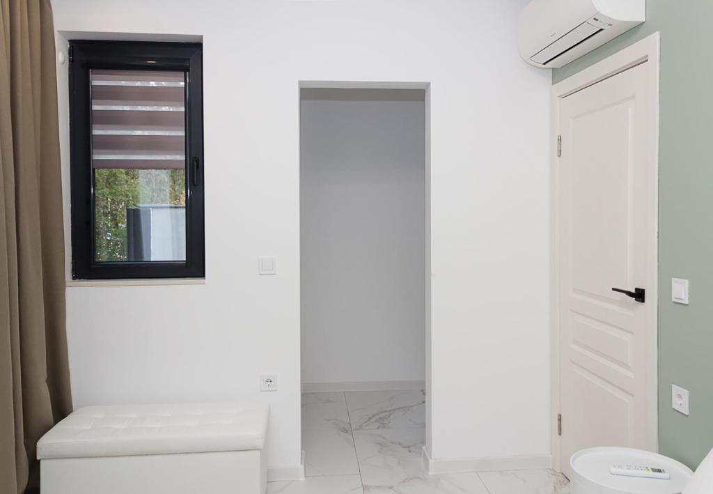 Koupelna v ubytování 1BD Home near Varna's Sea Garden with Parking Spot by Flat Mаnager