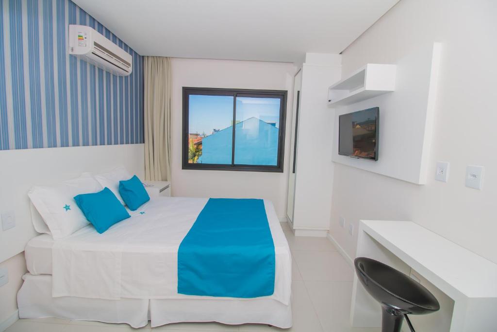  Ponta dos Molhes Beach Flat