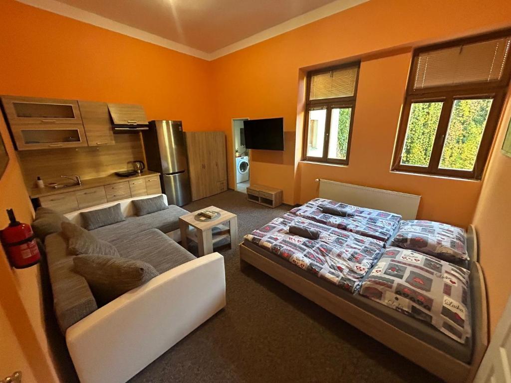 Postel nebo postele na pokoji v ubytování Thermal Apartments
