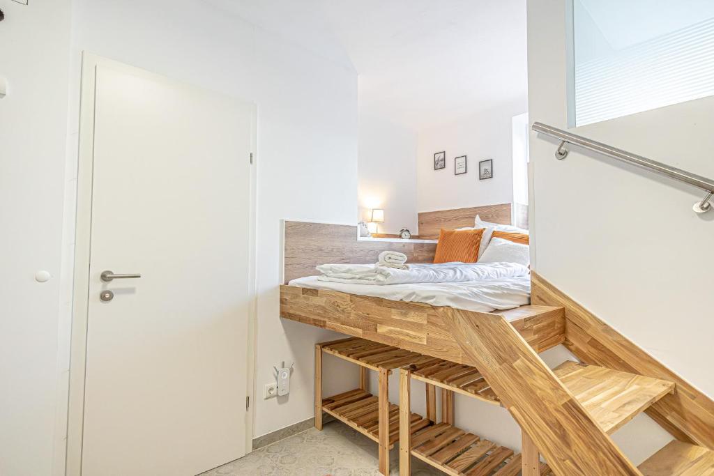 Postel nebo postele na pokoji v ubytování Elegant & Air condition 5BR - By The Danube River