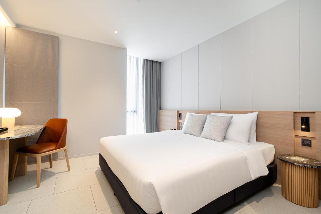 Saan Hotel Sathorn - 1