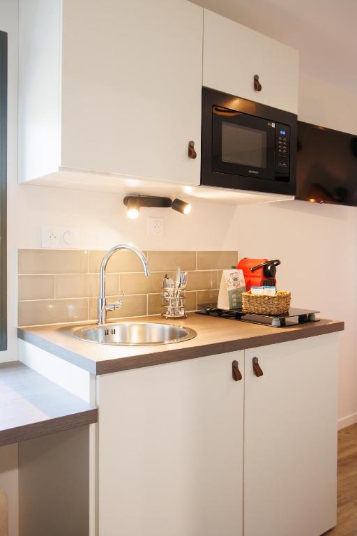 Appart'hôtel Le Corot - Accès Autonome - Saint-Junien Centre - Doppelzimmer