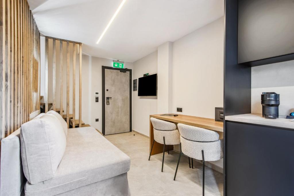 Mc Queen Boutique Apartments - 7