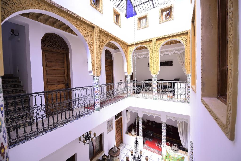 une vue aérienne du therium d'un bâtiment dans l'établissement RYAD RDATE LWALIDINE, à Marrakech