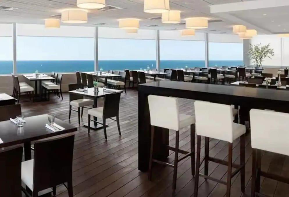Nespecifikovaný výhled na moře nebo výhled na moře při pohledu z hotelu