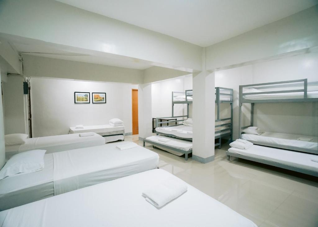 Amazing View Mountain Resort Laguna - Stanza Del Dormitorio Misto A 6 Letti