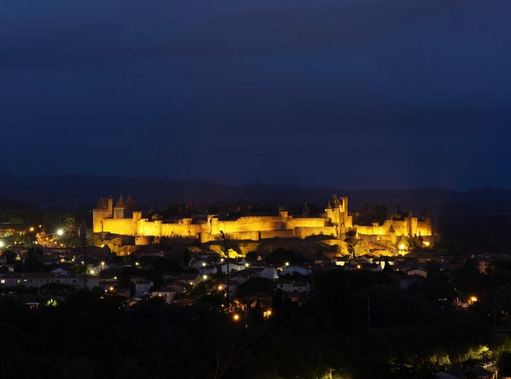 Panorama Suite & Spa - 13