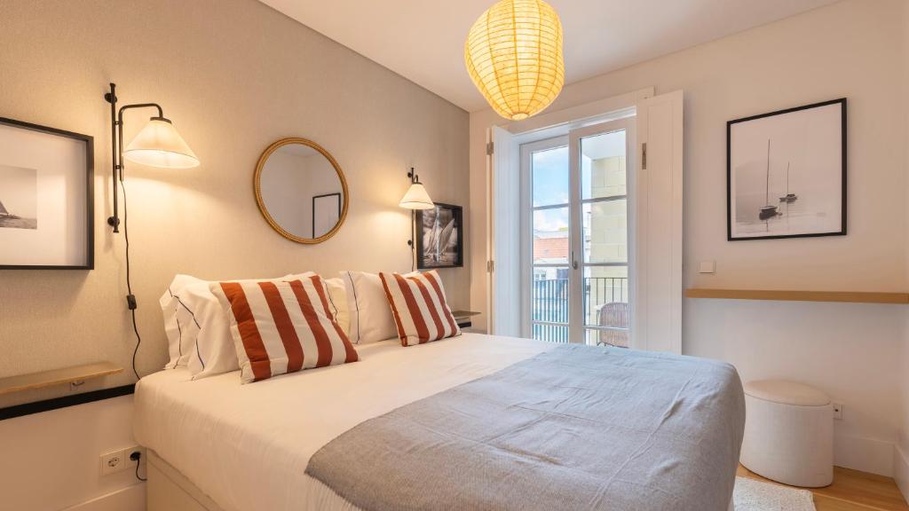 Downtown Cozy 1BDR Apartment by LovelyStay