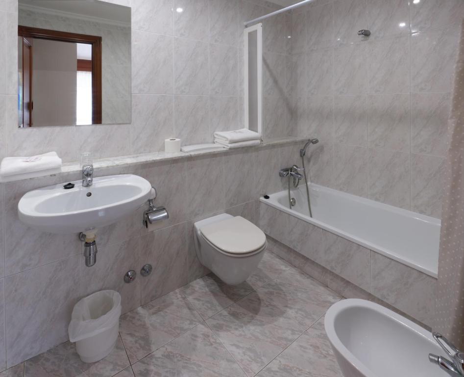 Hotel As Aceas - Habitación Triple