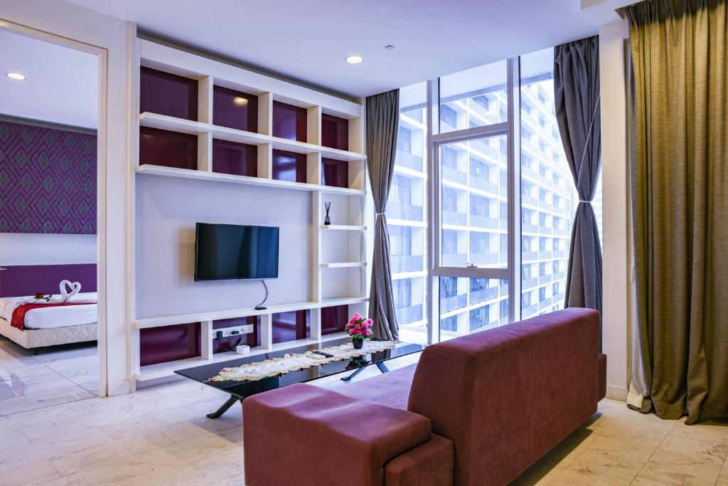 The Platinum Quzoma Suites in KLCC - Three-Bedroom Apartment Suite