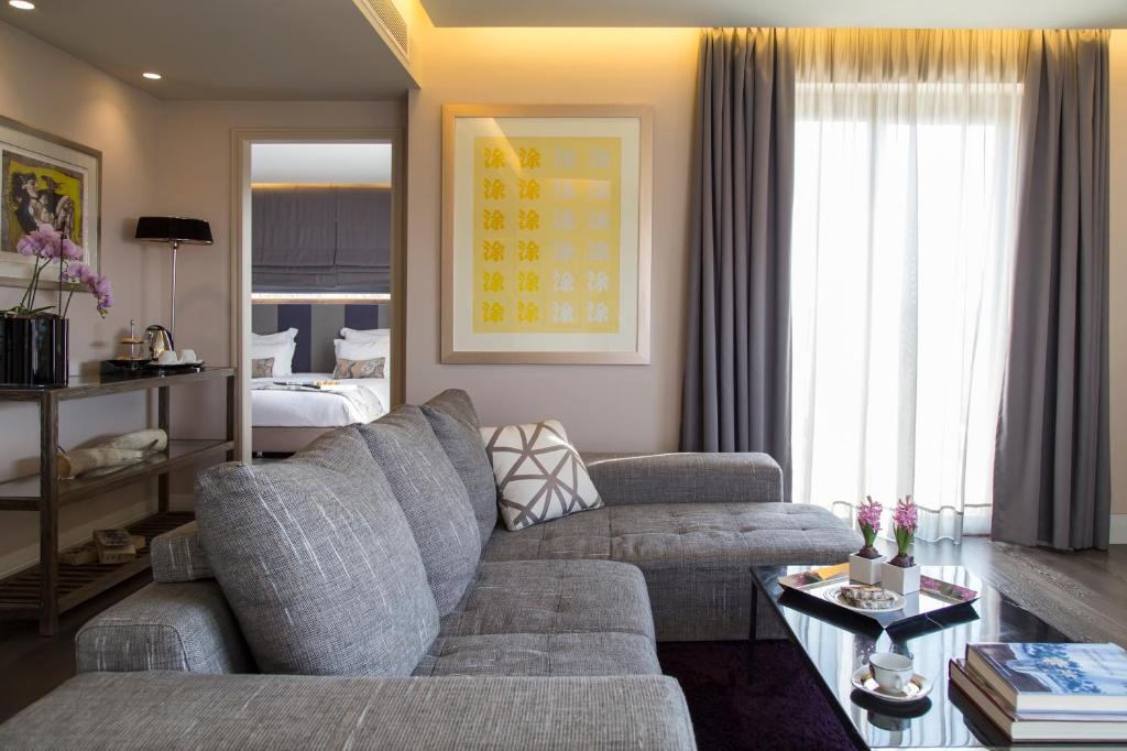 The Y Hotel - Resim 36