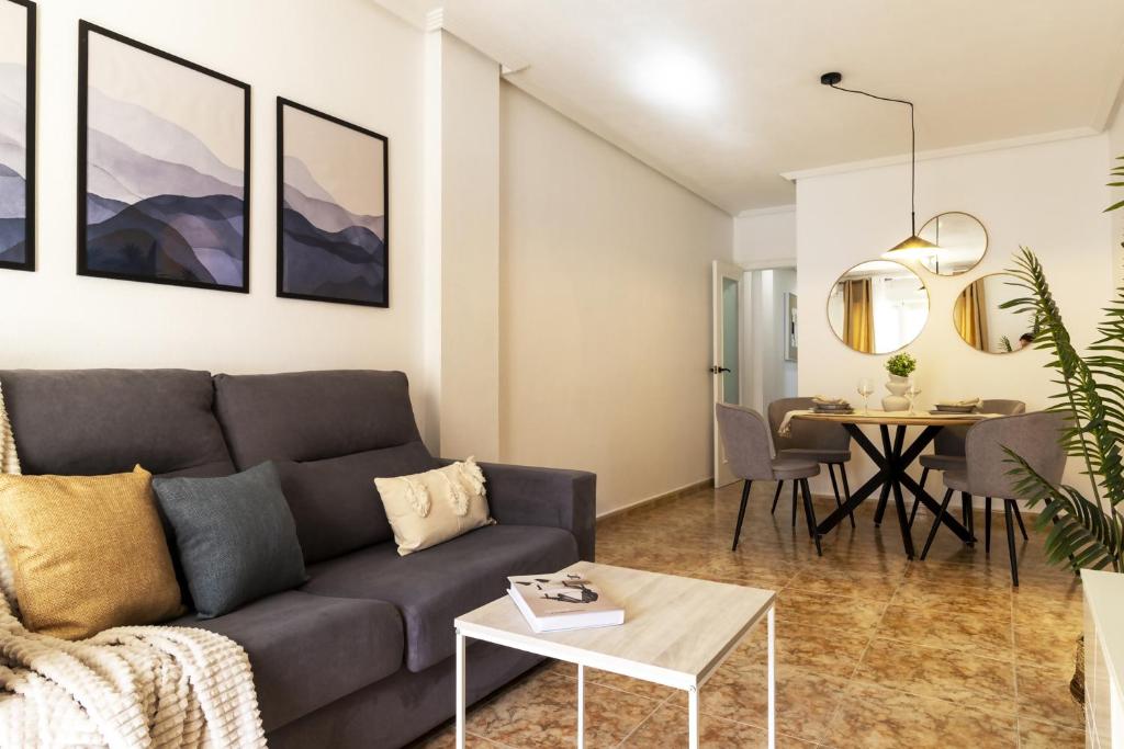 Posedenie v ubytovaní Apartamento Pink Medsea