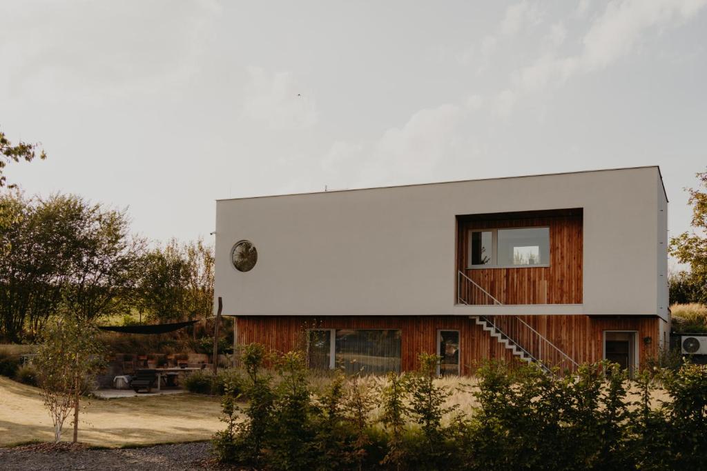 Budova, kde se apartmán nachází