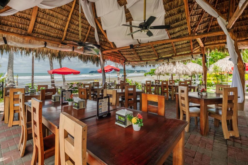 Restaurace v ubytování Jaco Laguna Resort & Beach Club