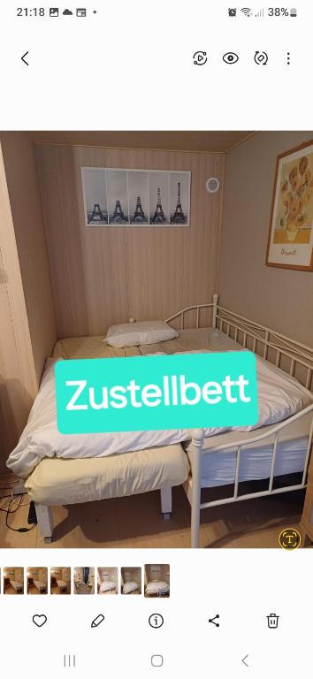 Postel nebo postele na pokoji v ubytování Voll eingerichtete 1,5 Zi, Wohnung UG Crailsheim