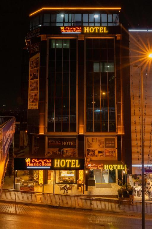 Budova, kde se aparthotel nachází