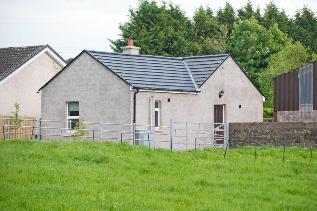 Creggan Deveskey Cottage - Haus Mit Einem Schlafzimmer