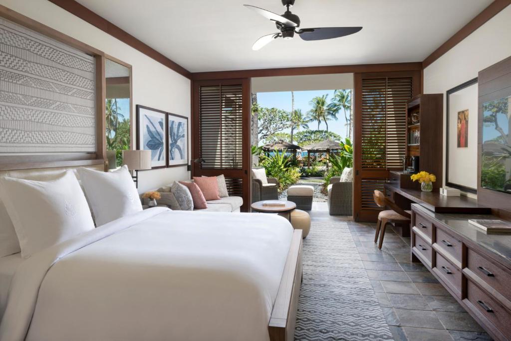 Four Seasons Resort Hualalai photo 3