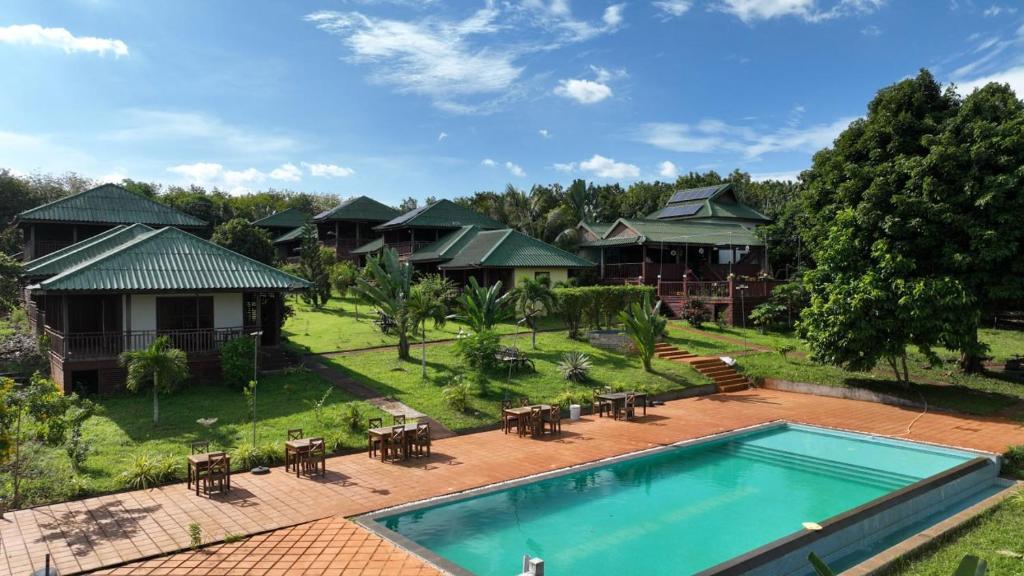 Gallery image of Ratanakiri Paradise Hotel & Restaurant in Banlung