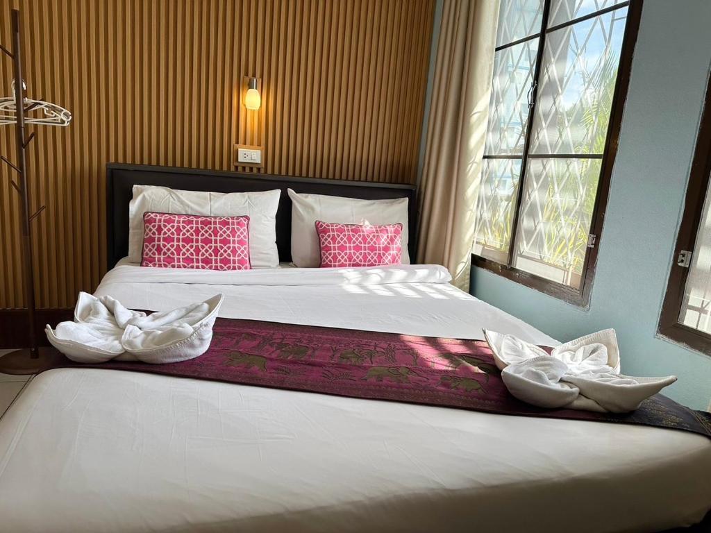 Mixay Paradise Hotel - 
