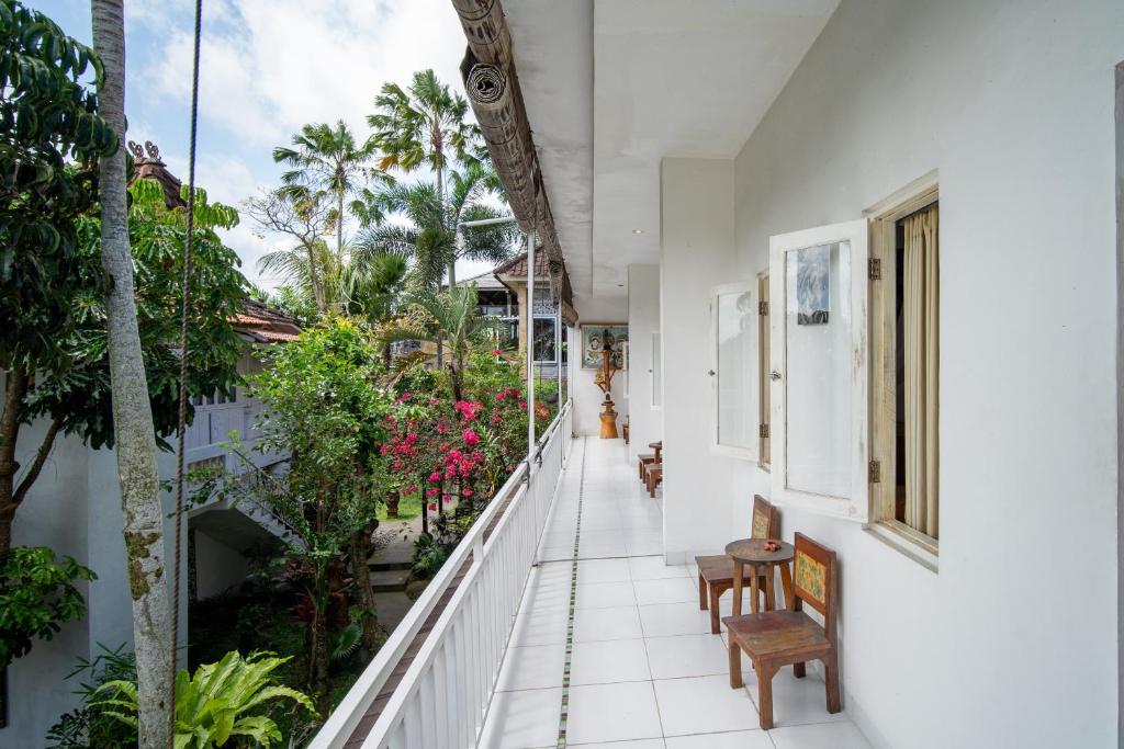 Balkón nebo terasa v ubytování Kubu Sari Ubud