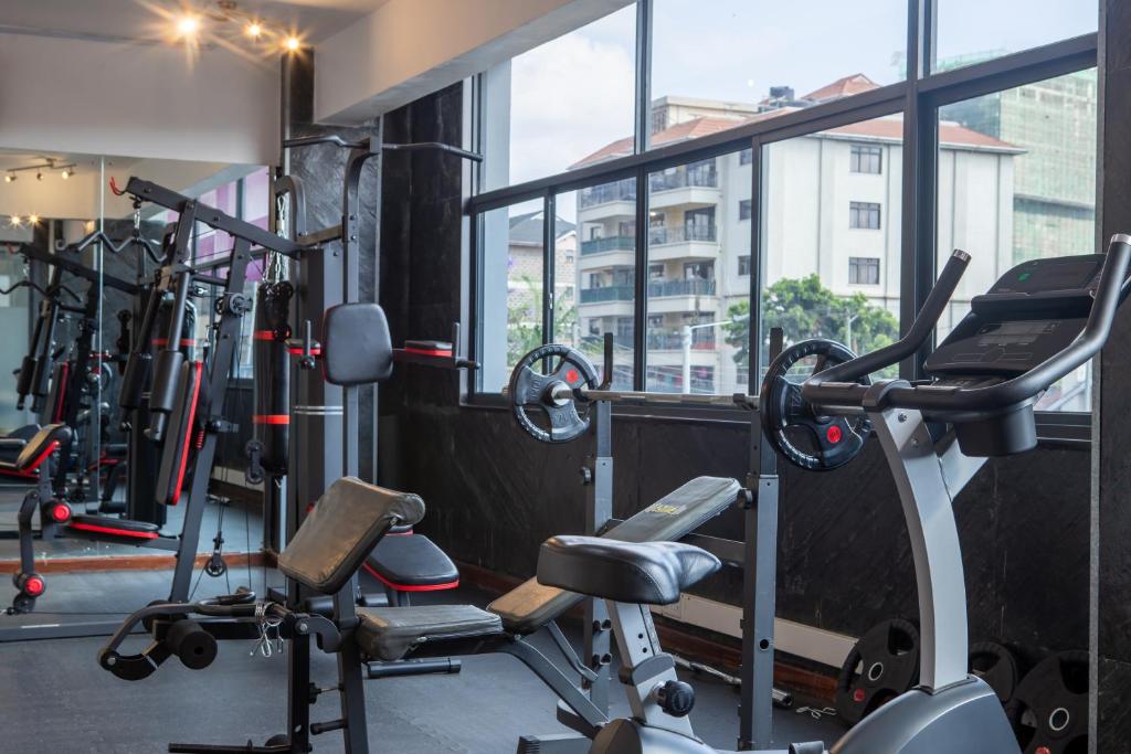 Fitness centrum a/nebo fitness zařízení v ubytování Swiss-Belinn Nairobi