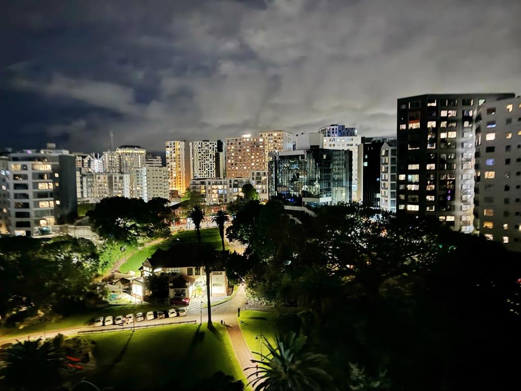 Nespecifikovaný výhled na destinaci Auckland nebo výhled na město při pohledu z apartmánu