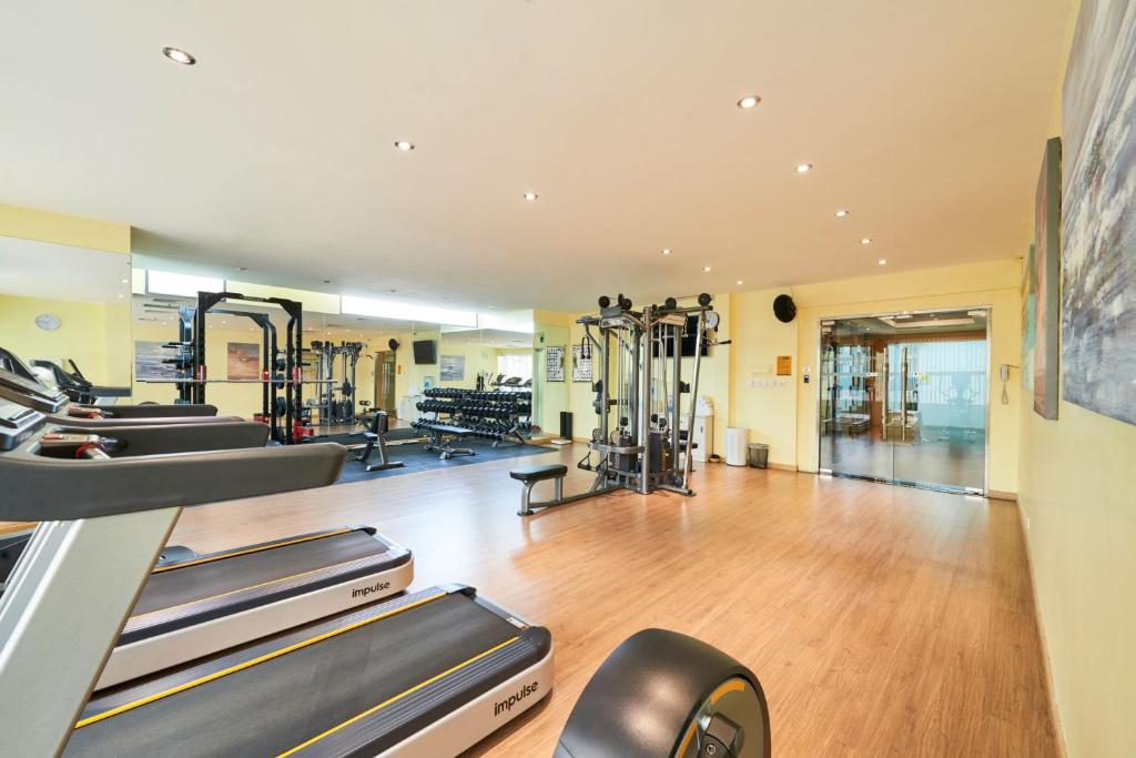 Fitness centrum a/nebo fitness zařízení v ubytování Hanoi Hotel