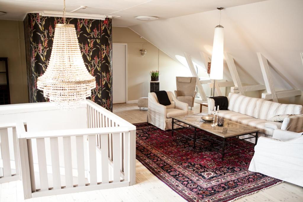 Posezení v ubytování Bjurfors Hotell & Konferens