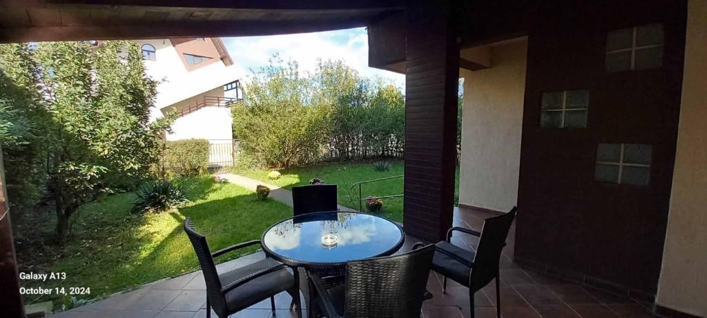 VillaWeb 9rooms - Long term business aparthotel 29 Euro per night per room, min 3months - Resim 33