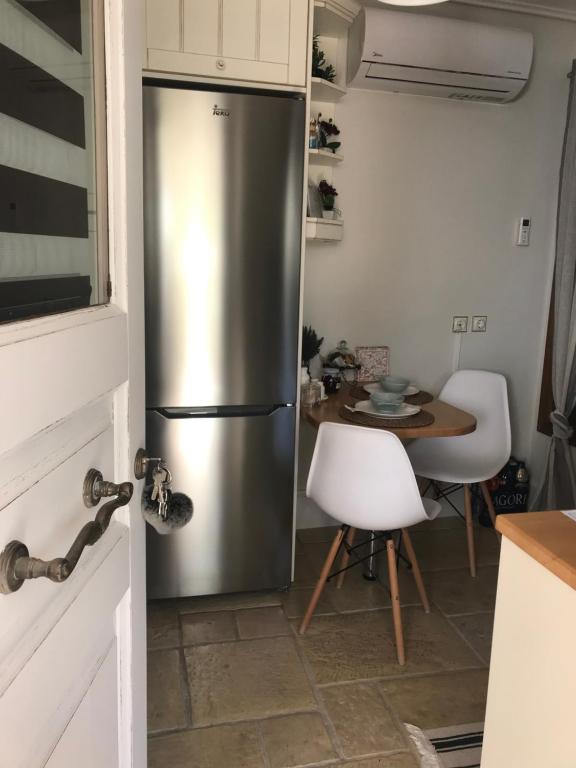 Kuchyňa alebo kuchynka v ubytovaní Bella's Rustic Suites