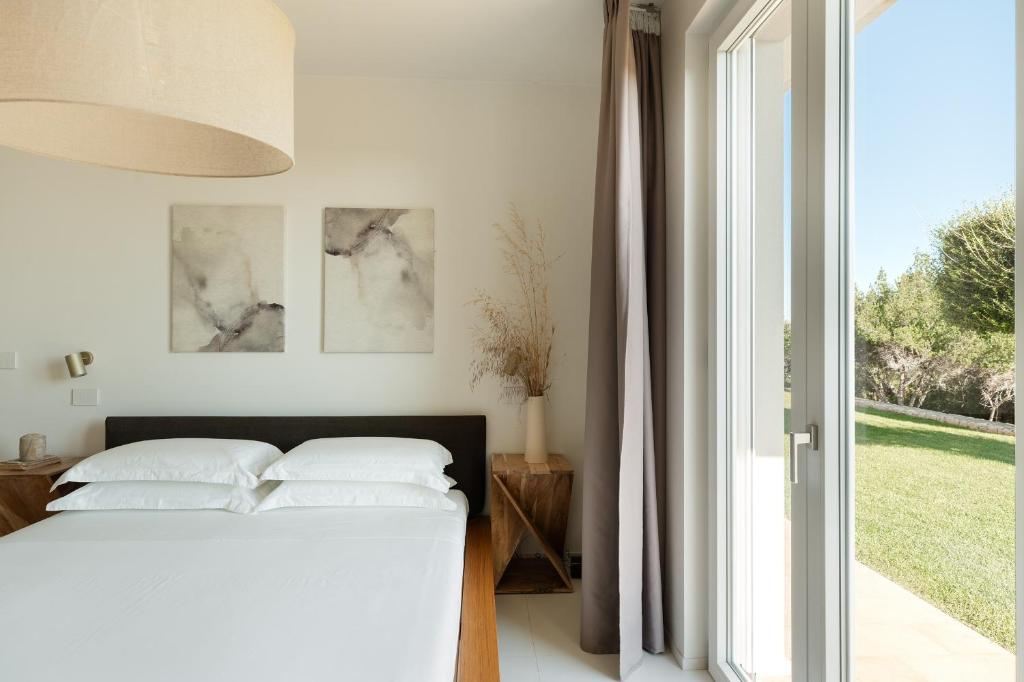 A bed or beds in a room at Villa Skyler