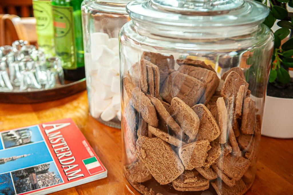 Amsterdam Hotelboat - Resim 35