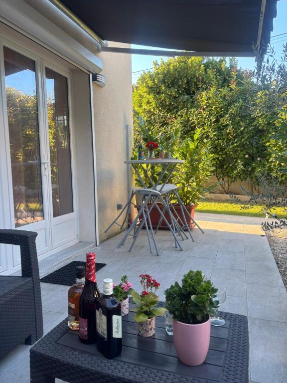 Gallery image of Petite maison cosy en bord de Marne 2 lits en mezzanine in Maisons-Alfort