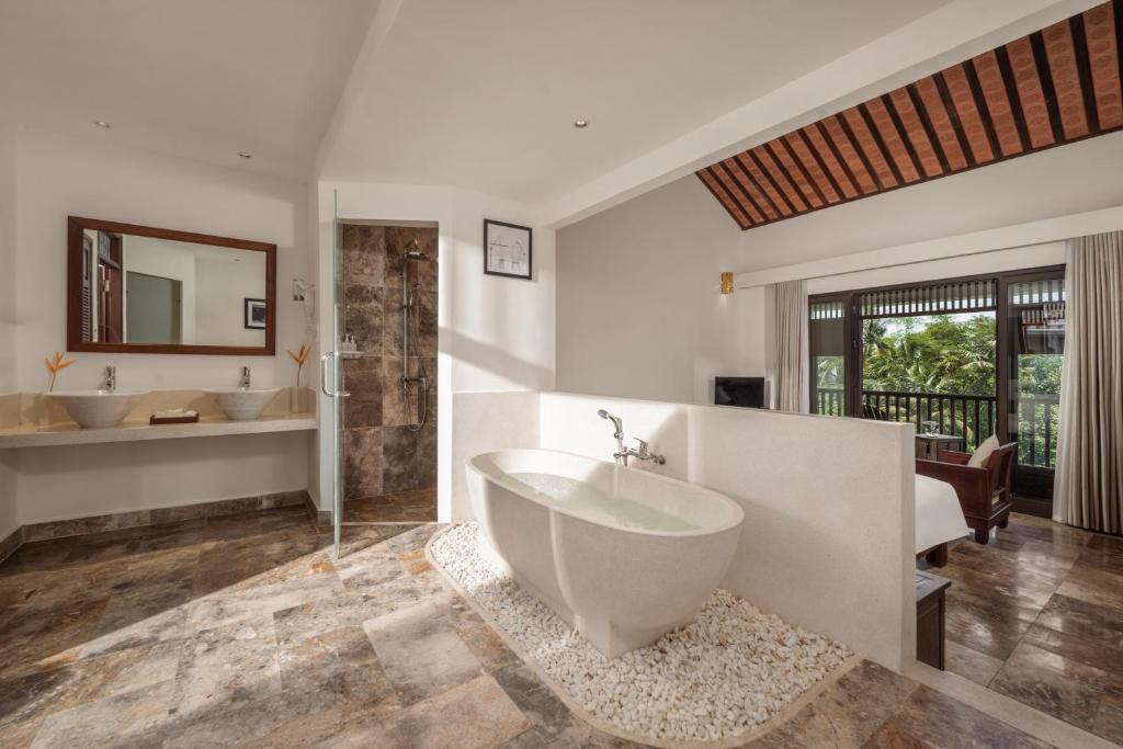 Phòng Deluxe Nhìn Ra Cánh Đồng với Ban Công