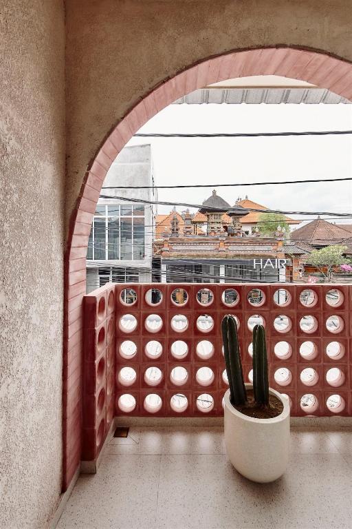 Balkón nebo terasa v ubytování NEON ROSE Motel
