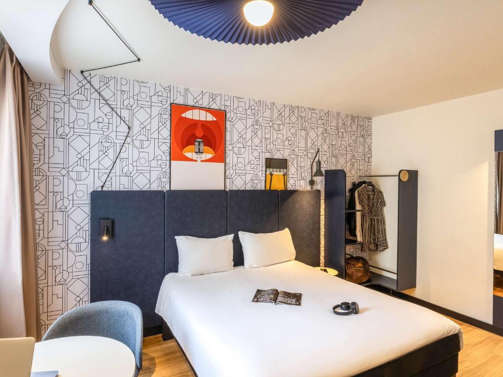 Postel nebo postele na pokoji v ubytování ibis Dunkerque