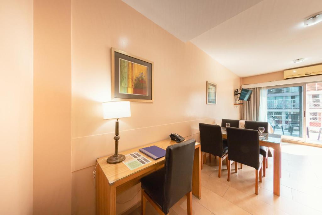 Posezení v ubytování Le Batiment Apartmentos