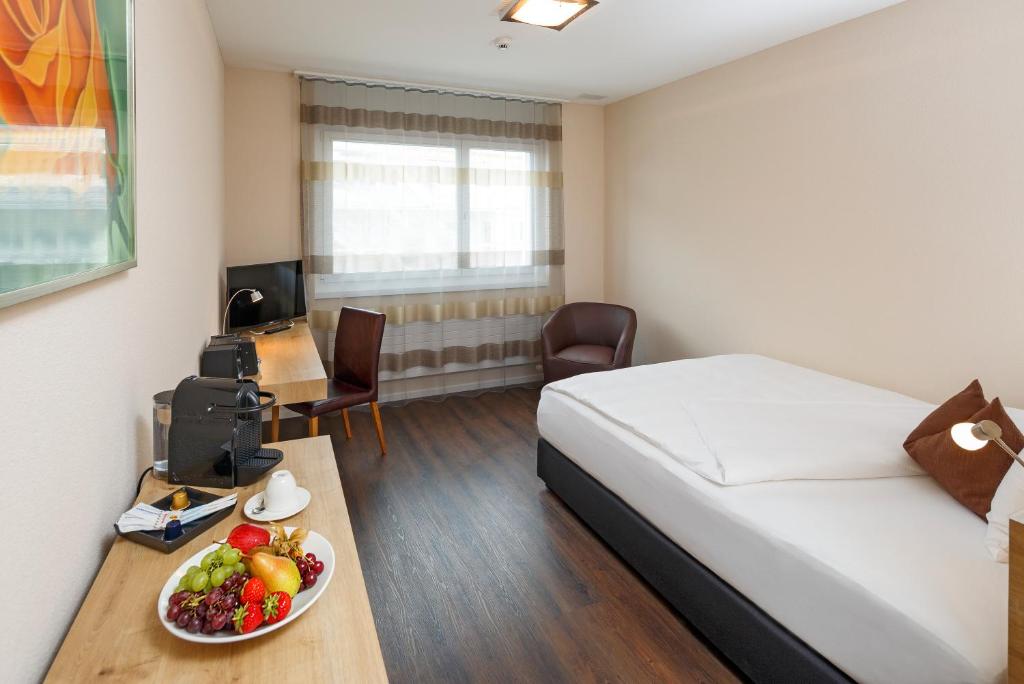 Jídlo v hotelu nebo okolí