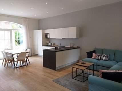 Kuchyň nebo kuchyňský kout v ubytování Coliving-Colocation du Châtelet