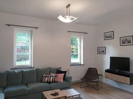 TV a/nebo společenská místnost v ubytování Coliving-Colocation du Châtelet