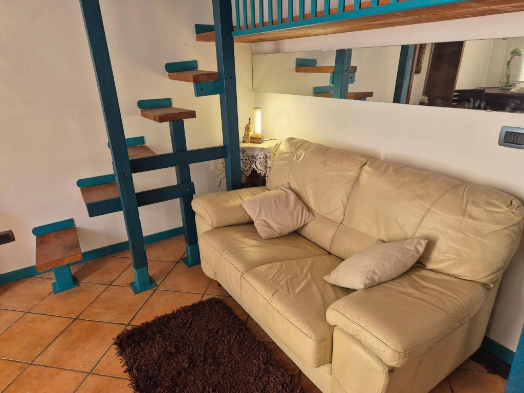 Posezení v ubytování Mithra Hosting