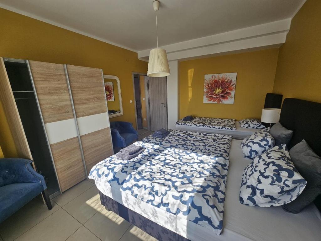 Royal Apartments & Rooms - Apartment